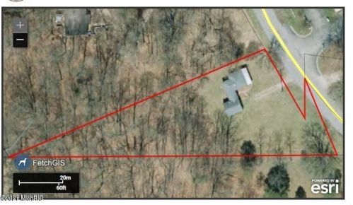 143 Irving Rd, Middlevle MI 49333-8377 exterior