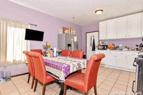 806 Lenox Ave, Waukegan IL 60085-7438 exterior