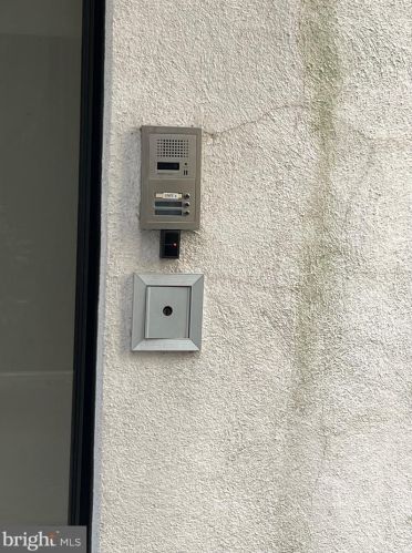 710 2nd St, Philadelphia PA  19123-3402 exterior