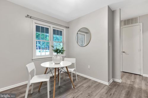 11337 Morning Gate Dr, Rockville MD  20852-3145 exterior