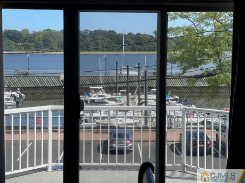 265 Front St, Perth Amboy NJ 08861-4416 exterior