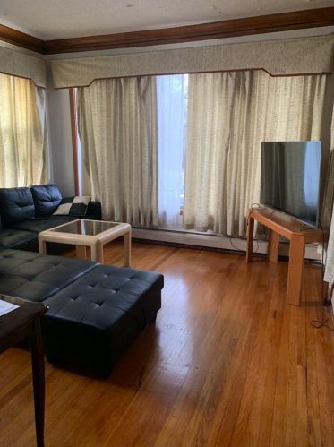 5631 Eastwood Ave, Chicago, IL 60630-3307