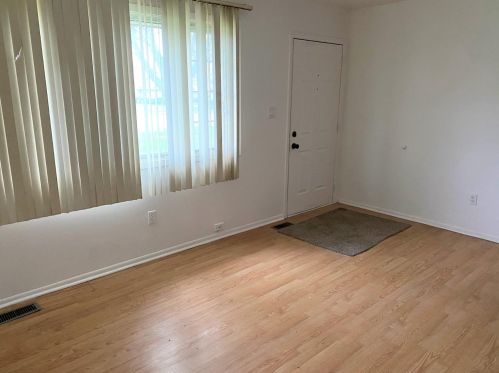 7542 Whitcomb St, Gary IN 46404-2618 exterior