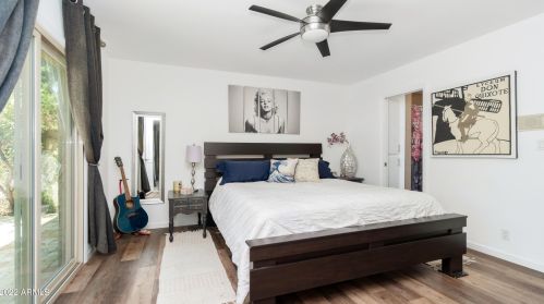 1225 Encantada Pl, Phoenix AZ  85014-1337 exterior