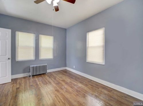 125 Temple St, Paterson NJ 07522-1354 exterior