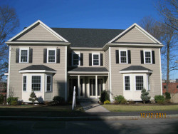 371 Austin St, Newton, MA 02465-2526