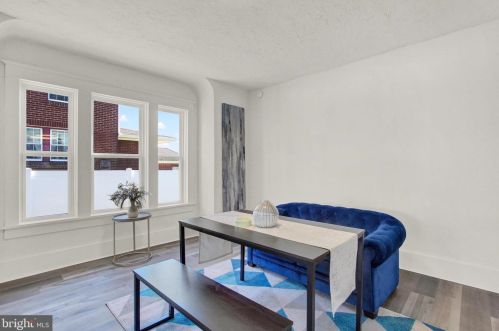 319 King St, Littlestown PA 17340-1612 exterior