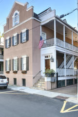 79 Society St, Charleston SC  29401-1475 exterior