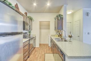 3625 Ray Rd, Phoenix AZ  85044-7118 exterior