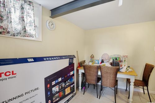 15 Chestnut St, Central Islip NY 11722-3839 exterior