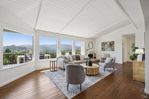 331 Lowell Ave, Mill Valley CA 94941-3845 exterior