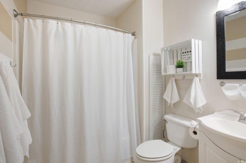 1901 Division St, Mishawaka IN 46545-6201 exterior