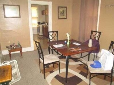 2636 Booth St, Milwaukee, WI 53212-2909