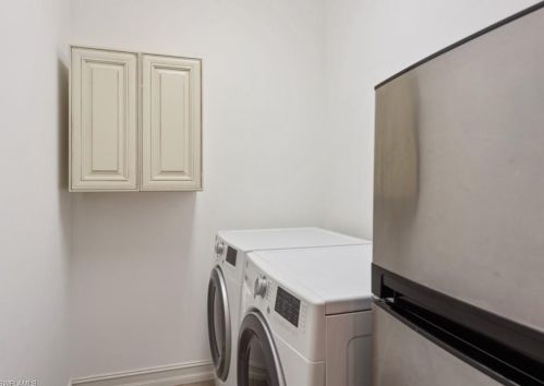 320 18 Ave, Naples FL 34120-2772 exterior