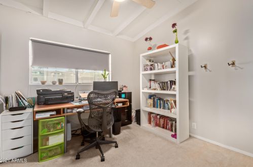 4027 45 Pl, Phoenix AZ 85050-6843 exterior