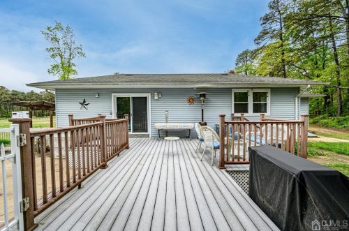 439 Cassville Rd, Jackson Twp NJ 08527-4712 exterior