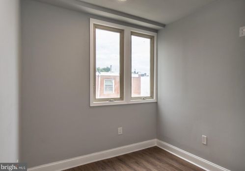 2037 Lawrence St, Philadelphia PA 19120-1828 exterior