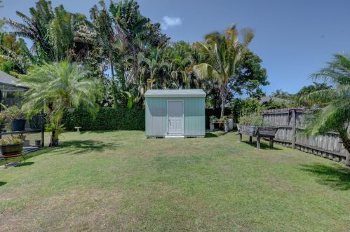 5967 Baylor Ave, Fort Pierce FL 34986-3634 exterior