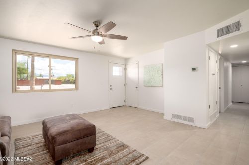 1010 Del Valle Ave, Tucson AZ  85711-5241 exterior