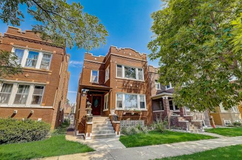 5352 Altgeld St, Chicago, IL 60639-1421