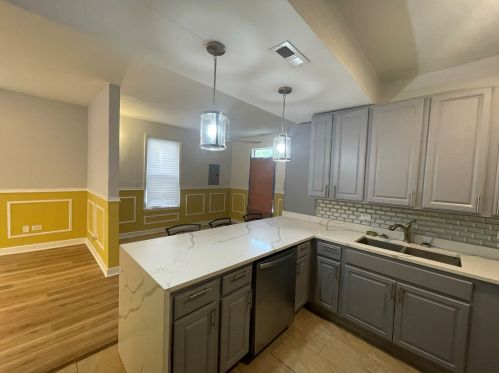 11947 Eggleston Ave, Chicago IL 60628-6303 exterior