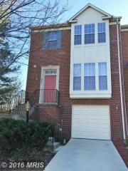 2038 Madrillon Springs Ct, Vienna VA  22182-3764 exterior