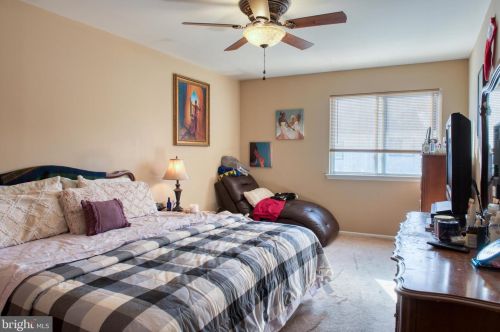 8 Bayleaf Dr, Lumberton Township NJ 08048-4228 exterior