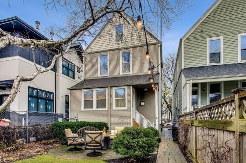 3852 Seeley Ave, Chicago IL 60659-4324 exterior