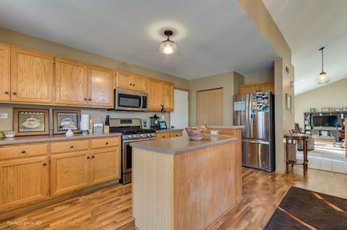 1236 Callaway Dr, Joliet IL 60404-8155 exterior