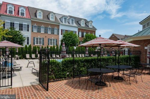 1201 Wilkes St, Alexandria VA 22314-5907 exterior