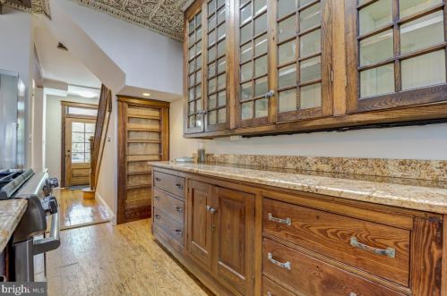 1320 Corbin Pl, Washington DC 20002 exterior