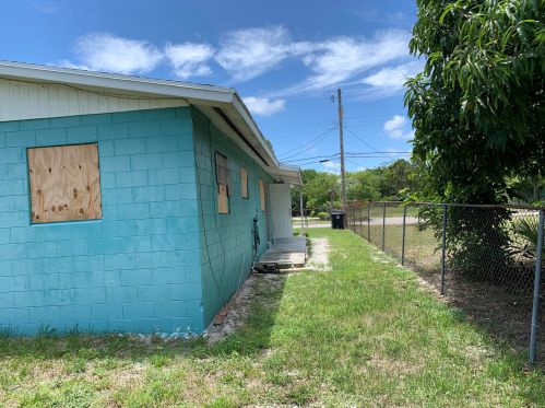 516 22 St, Fort Pierce FL 34950-6001 exterior