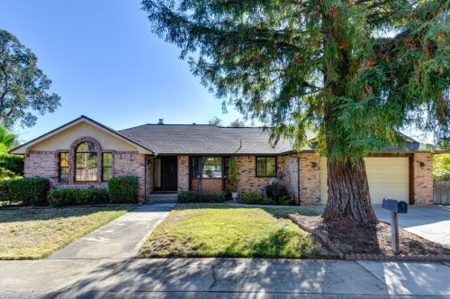 800 Orange Grove Way, Folsom, CA 95630-3215