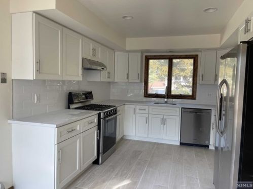 58 1st St, Closter NJ  07624-3026 exterior