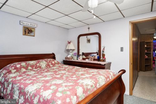 518 Schiller Ave, Trenton NJ 08610-6029 exterior