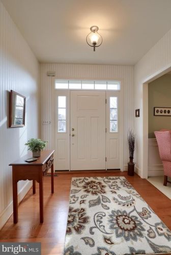 2933 Hearthside Ln, Lancaster PA 17601-1457 exterior