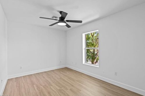 4227 Covey Cir, Naples FL 34109-2501 exterior