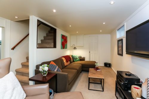 1360 Hartford Ave, Saint Paul MN 55116-1648 exterior