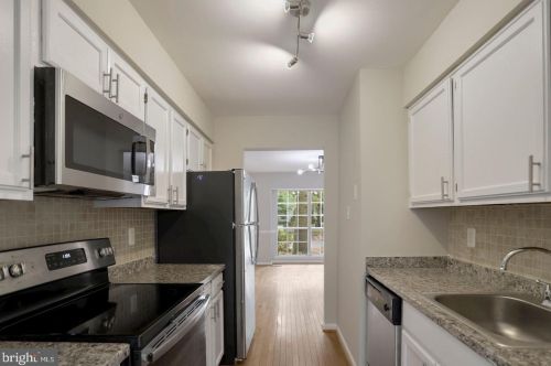 6 Casino Ct, Silver Spring MD  20906-5908 exterior