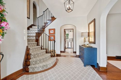 125 Dallas Ave, Pittsburgh, PA 15208-2301