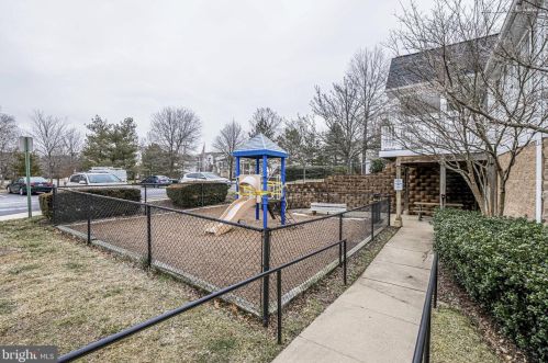 6045 Terrapin Pl, Alexandria VA 22310-5486 exterior