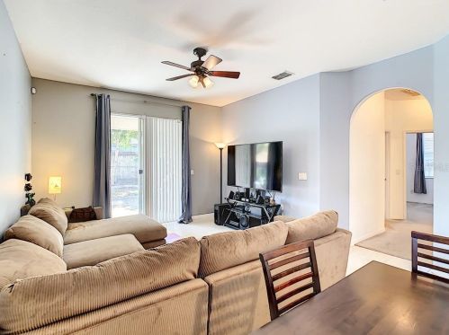 10263 Andover Pt Cir, Orlando FL 32825-2732 exterior