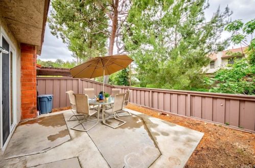 2624 Monterey Pl, Fullerton CA 92833-2084 exterior