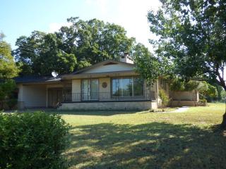 1800 11th St, Ada, OK 74820-7001