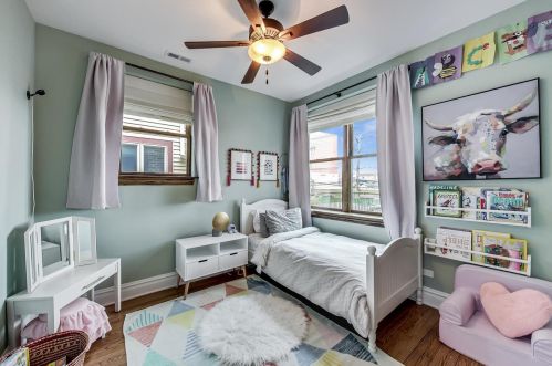 4727 Artesian Ave, Chicago IL 60645-5302 exterior