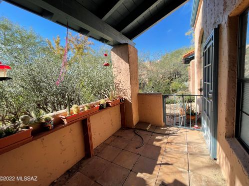 5373 Paseo De La Terraza, Tucson AZ 85750-6405 exterior