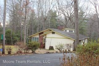 100 Meadowcrest Dr, Flat Rock NC  28731-9770 exterior