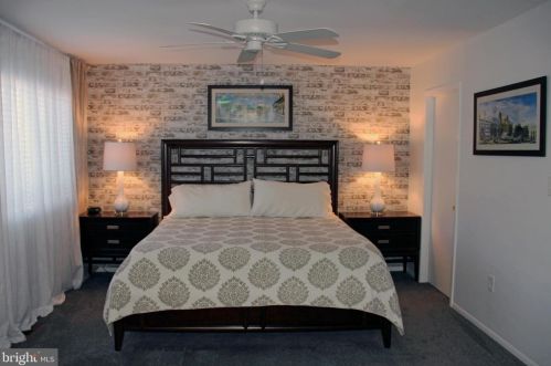 6 Rebecca Ct, Trenton NJ 08628-3339 exterior