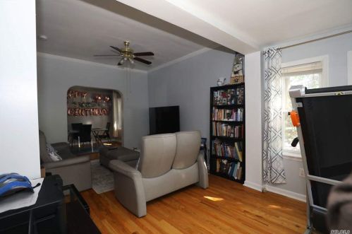 129 8 Ave, Mount Vernon NY 10550-4072 exterior