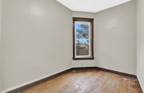 4428 Monroe St, Chicago IL 60624-2519 exterior